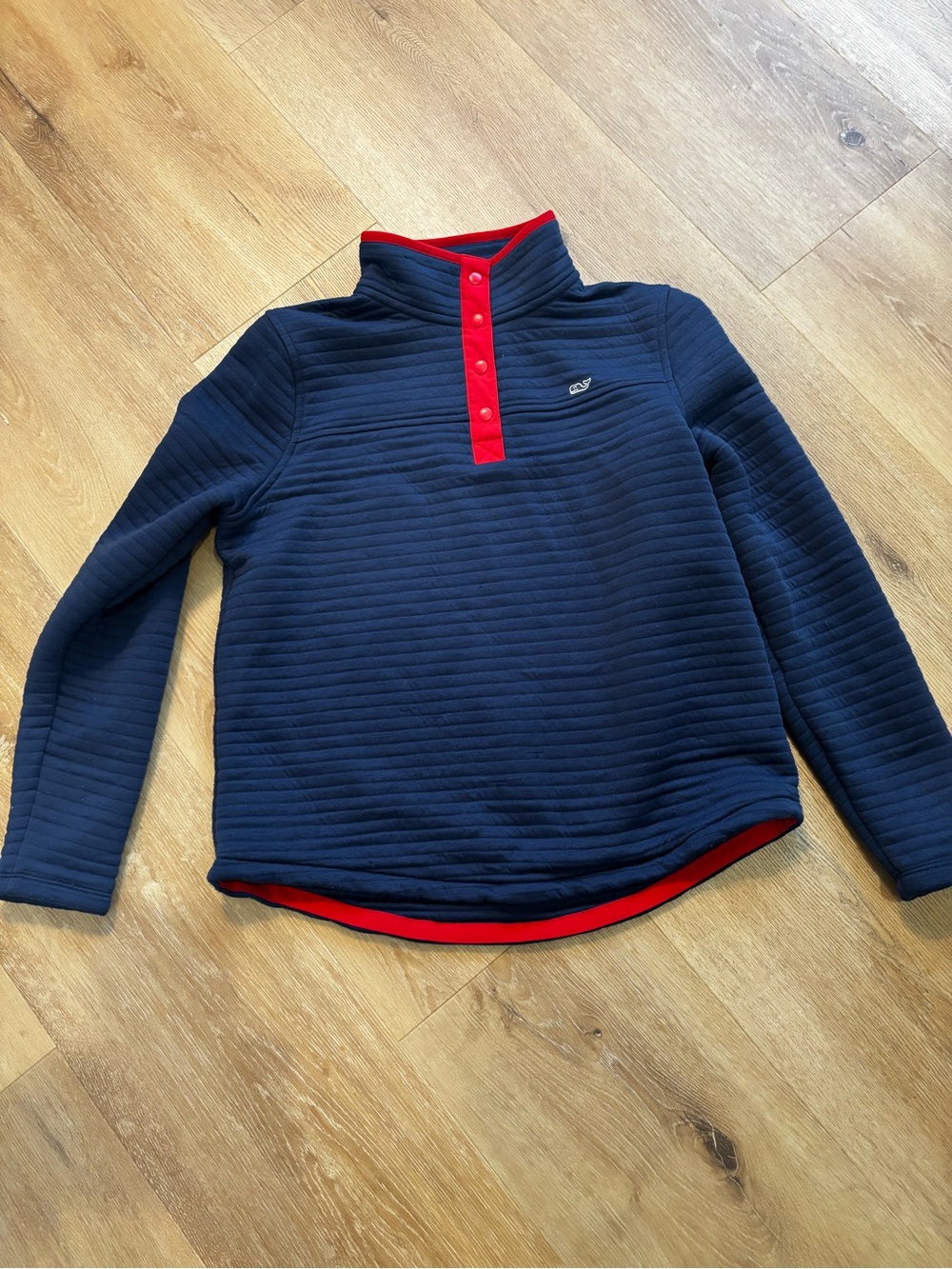 Vineyard Vines women’s Quilted snap Pullover Top